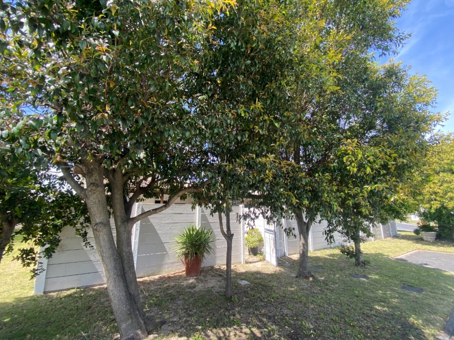 2 Bedroom Property for Sale in Table View Western Cape